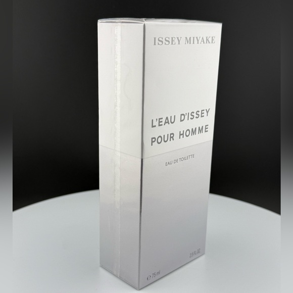 Issey Miyake Men's L'Eau d'Issey Pour Homme Eau de Toilette Spray, 2.5 oz - Picture 7 of 11